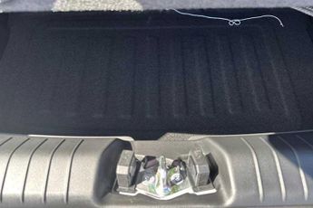 HYUNDAI INSTER Long Range 49kWh 02 SUV 5dr Electric Auto (115 ps)