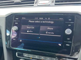 Volkswagen Passat SEL 1.5 EVO Automatic Start/Stop (150ps)