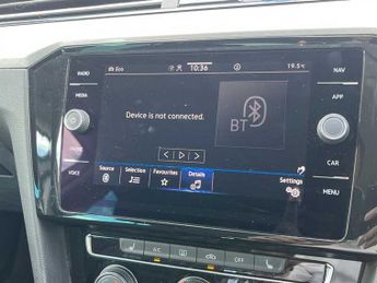Volkswagen Passat SEL 1.5 EVO Automatic Start/Stop (150ps)