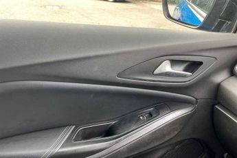 Vauxhall Grandland X 1.2i Turbo (130 PS) SRi Nav 5 Door Petrol SUV Automatic 