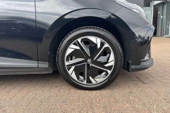 MG MG4 EV 51kWh SE Hatchback 5dr Electric Auto (170 ps)