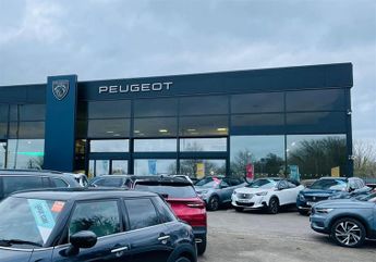 Vauxhall Grandland 1.2 Turbo Ultimate SUV 5dr Petrol Auto Euro 6 (s/s) (130 ps)