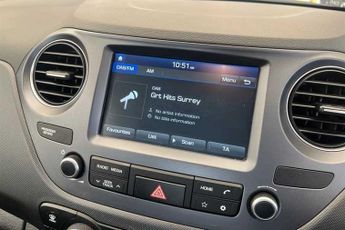 HYUNDAI i10 1.2 Premium Hatchback 5dr Petrol Auto Euro 6 (87 ps)
