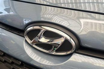 HYUNDAI i10 1.2 Premium Hatchback 5dr Petrol Auto Euro 6 (87 ps)