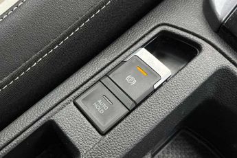 VOLKSWAGEN T-ROC 1.5 TSI Style SUV 5dr Petrol DSG Euro 6 (s/s) (150 ps)