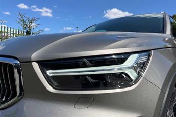Volvo Xc40 1.5 (163 PS) T3 Inscription 5 Door Petrol SUV Automatic *** 1 Pr