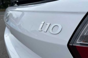 HYUNDAI i10 1.2 Premium Hatchback 5dr Petrol Auto Euro 6 (s/s) (79 ps)