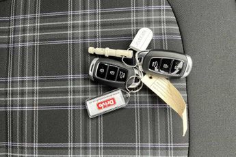 HYUNDAI i10 1.2 Premium Hatchback 5dr Petrol Auto Euro 6 (s/s) (79 ps)