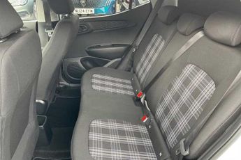 HYUNDAI i10 1.2 Premium Hatchback 5dr Petrol Auto Euro 6 (s/s) (79 ps)
