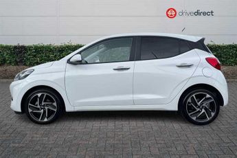 HYUNDAI i10 1.2 Premium Hatchback 5dr Petrol Auto Euro 6 (s/s) (79 ps)