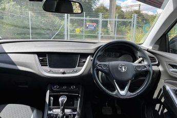 Vauxhall Grandland X 1.2i Turbo (130 PS) SRi Nav 5 Door Petrol SUV Automatic 