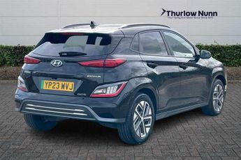 Hyundai KONA 64kWh Premium SUV 5dr Electric Auto (10.5kW Charger) (204 ps)