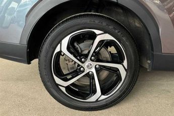 MG HS 1.5 T-GDI Trophy SUV 5dr Petrol DCT Euro 6 (s/s) (162 ps)