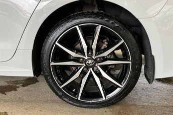 TOYOTA COROLLA 2.0 VVT-h GR SPORT Touring Sports 5dr Petrol Hybrid CVT Euro 6 (