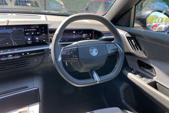 Vauxhall Grandland Electric 73kWh GS SUV 5dr Electric Auto (213 ps)