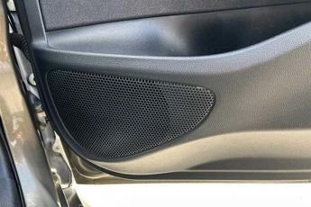 TOYOTA YARIS 1.5 VVT-h Design Hatchback 5dr Petrol Hybrid E-CVT Euro 6 (s/s) 