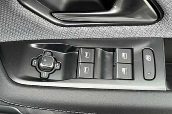 VAUXHALL GRANDLAND 1.2 Ultimate SUV 5dr Petrol Hybrid e-DCT Euro 6 (s/s) (145 ps)