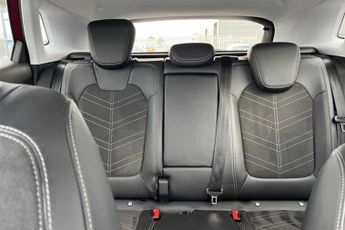 Vauxhall Grandland 1.6 14.2kWh Ultimate SUV 5dr Petrol Plug-in Hybrid Auto Euro 6 (