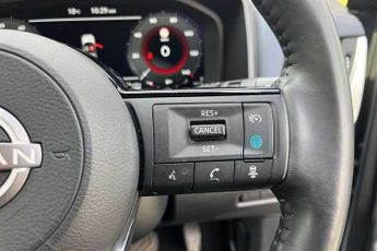 Nissan Qashqai 1.5 h e-POWER (190 PS) Tekna + 5 Door Petrol Hybrid SUV Automati