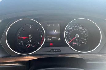 VOLKSWAGEN TIGUAN 2.0 TDI BlueMotion Tech SE Navigation SUV 5dr Diesel DSG 4Motion