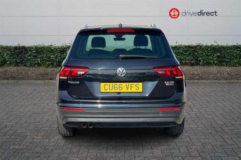 VOLKSWAGEN TIGUAN 2.0 TDI BlueMotion Tech SE Navigation SUV 5dr Diesel DSG 4Motion