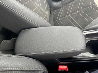 Vauxhall Mokka Electric Ultimate 50kWh Automatic (136ps)