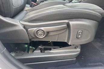 VAUXHALL CROSSLAND 1.2 Turbo Ultimate SUV 5dr Petrol Auto Euro 6 (s/s) (130 ps)