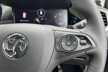 Vauxhall Grandland 1.6 14.2 kWh PHEV (225 PS) Ultimate 5 Door Petrol Plug-in Hybrid