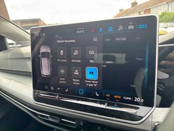 Volkswagen Golf Match 1.5 eTSI Hybrid Automatic Start/Stop (150ps)