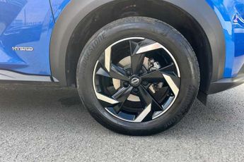NISSAN JUKE 1.6 N-Connecta SUV 5dr Petrol Hybrid Auto Euro 6 (143 ps)