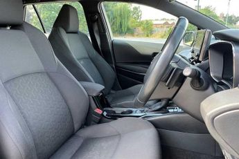 TOYOTA COROLLA 2.0 VVT-h GPF Icon Tech Touring Sports 5dr Petrol Hybrid CVT Eur