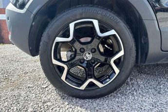 VAUXHALL CROSSLAND 1.2 Turbo Ultimate SUV 5dr Petrol Auto Euro 6 (s/s) (130 ps)