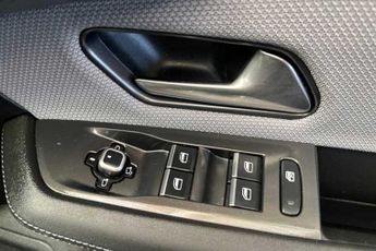 VAUXHALL GRANDLAND 1.2 GS SUV 5dr Petrol Hybrid e-DCT Euro 6 (s/s) (136 ps)