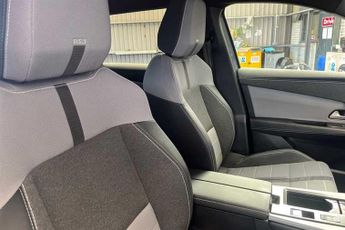 VAUXHALL GRANDLAND 1.2 GS SUV 5dr Petrol Hybrid e-DCT Euro 6 (s/s) (136 ps)