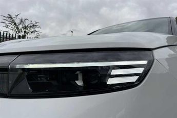 Vauxhall Grandland 1.2i MHEV (136 PS) Ultimate 5 Door Petrol Hybrid SUV Automatic 