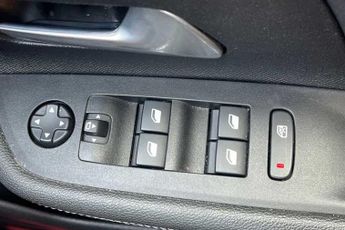 VAUXHALL MOKKA ELECTRIC 50kWh Ultimate SUV 5dr Electric Auto (136 ps)