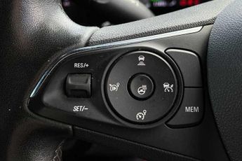 VAUXHALL MOKKA ELECTRIC 50kWh Ultimate SUV 5dr Electric Auto (136 ps)