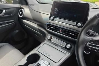 Hyundai KONA 64kWh Ultimate SUV 5dr Electric Auto (10.5kW Charger) (204 ps)