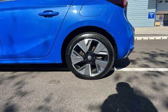 Vauxhall Corsa Electric 50kWh Elite Premium Hatchback 5dr Electric Auto (136 ps)