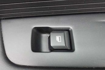 MG MG4 64kWh SE Long Range Hatchback 5dr Electric Auto (203 ps)