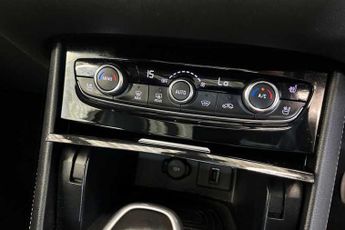 VAUXHALL GRANDLAND X 1.2 Turbo Elite Nav SUV 5dr Petrol Auto 8Spd Euro 6 (s/s) (130 p
