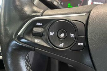 VAUXHALL GRANDLAND X 1.2 Turbo Elite Nav SUV 5dr Petrol Auto 8Spd Euro 6 (s/s) (130 p