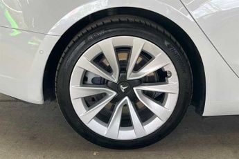 TESLA MODEL 3 (Dual Motor) Long Range Saloon 4dr Electric Auto 4WDE (346 ps)