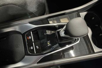 MG HS 1.5 Hybrid+ SE SUV 5dr Petrol Hybrid Auto Euro 6 (s/s) (224 ps)