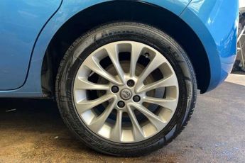 VAUXHALL CORSA 1.4i ecoTEC SE Nav Hatchback 5dr Petrol Auto Euro 6 (90 ps)