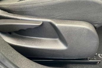 VAUXHALL CORSA 1.4i ecoTEC SE Nav Hatchback 5dr Petrol Auto Euro 6 (90 ps)