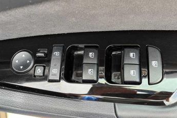 KIA SPORTAGE 1.6 T-GDi MHEV GT-Line SUV 5dr Petrol Hybrid DCT Euro 6 (s/s) (1
