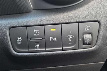 Hyundai KONA 64kWh Ultimate SUV 5dr Electric Auto (10.5kW Charger) (204 ps)