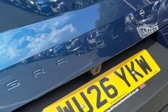 VAUXHALL GRANDLAND 1.2 Ultimate SUV 5dr Petrol Hybrid e-DCT Euro 6 (s/s) (145 ps)