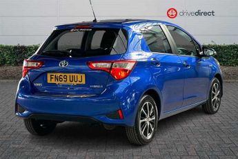 TOYOTA YARIS 1.5 VVT-h Icon Tech Hatchback 5dr Petrol Hybrid E-CVT Euro 6 (s/